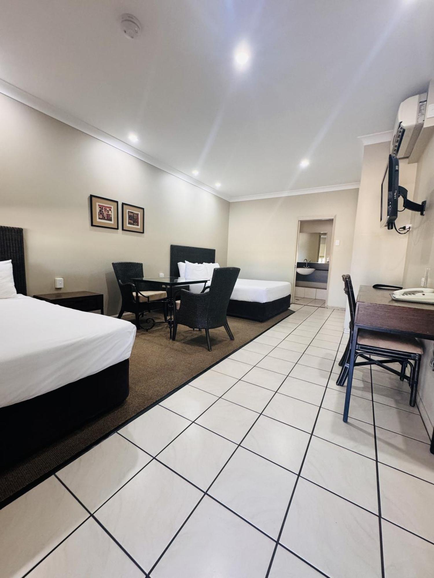 Best Western Bungil Creek Motel Roma Exterior photo