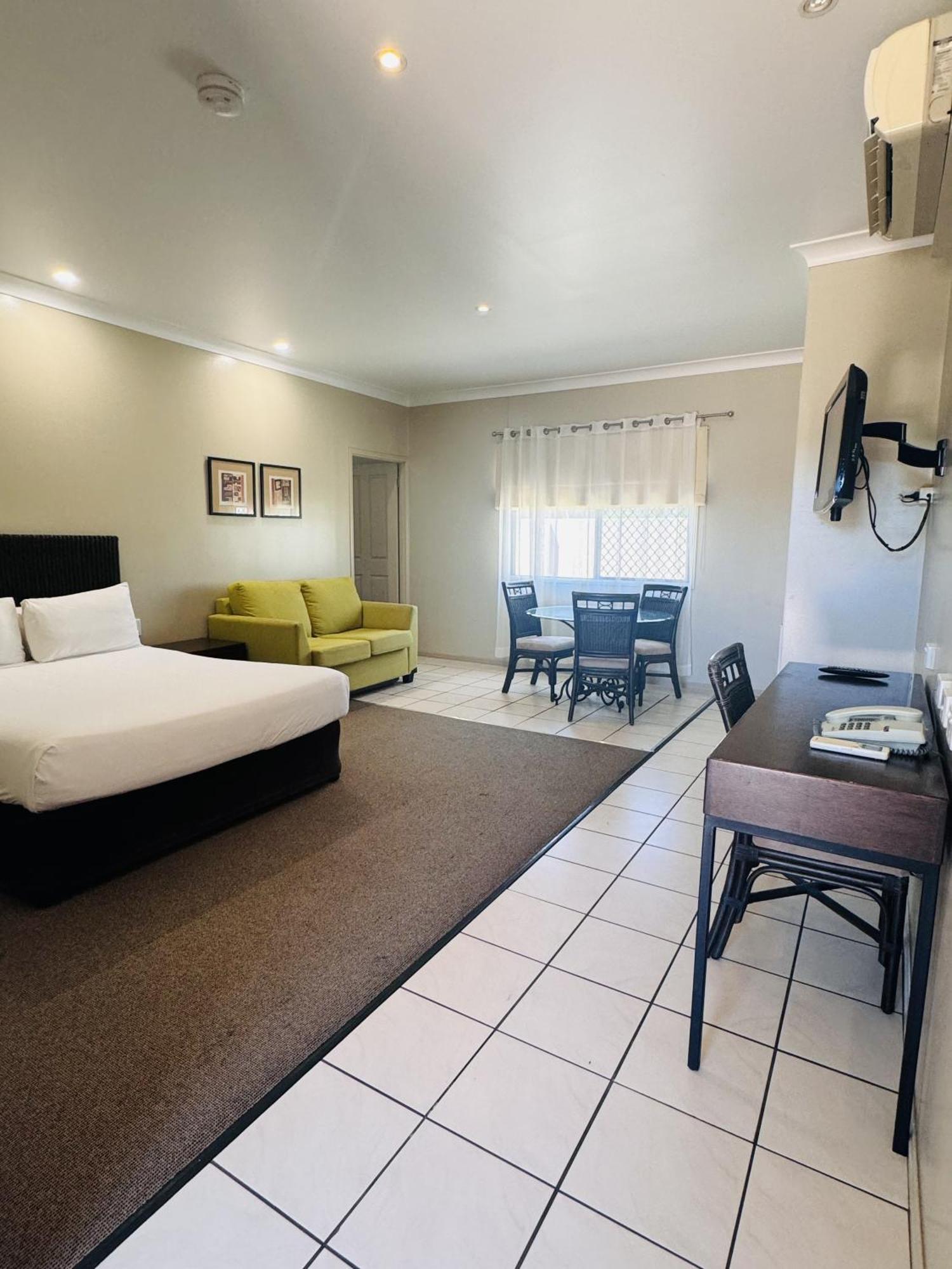 Best Western Bungil Creek Motel Roma Exterior photo