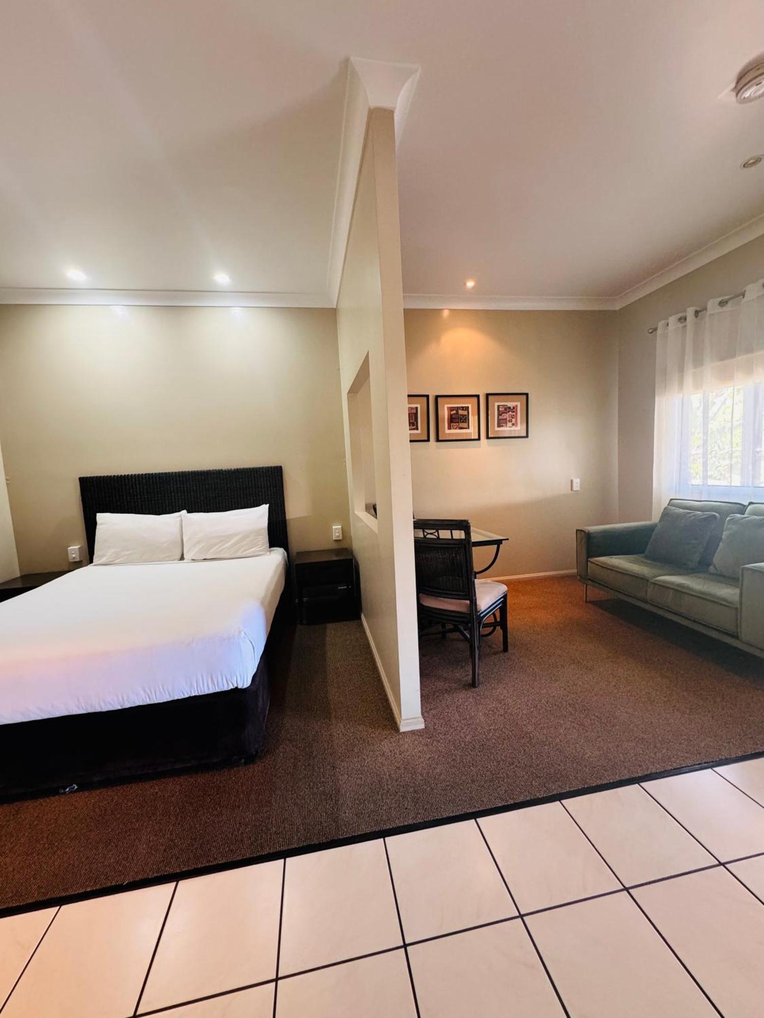 Best Western Bungil Creek Motel Roma Exterior photo